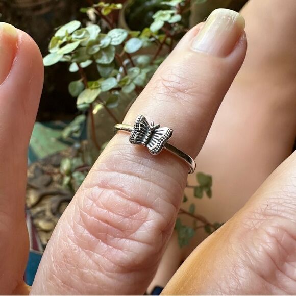 Butterfly Sterling Silver Toe Ring - Picture 3 of 4